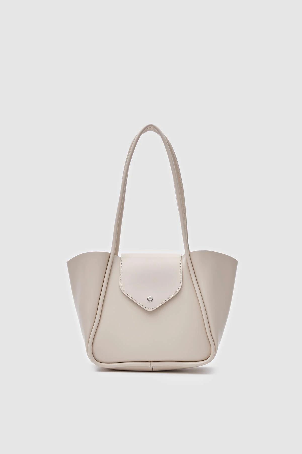 Elegant Beige Tote Bag