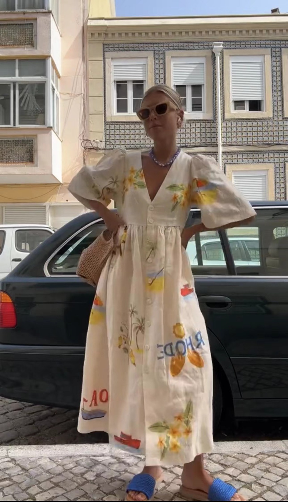 Fashionable printed V-neck cute short-sleeved loose dress