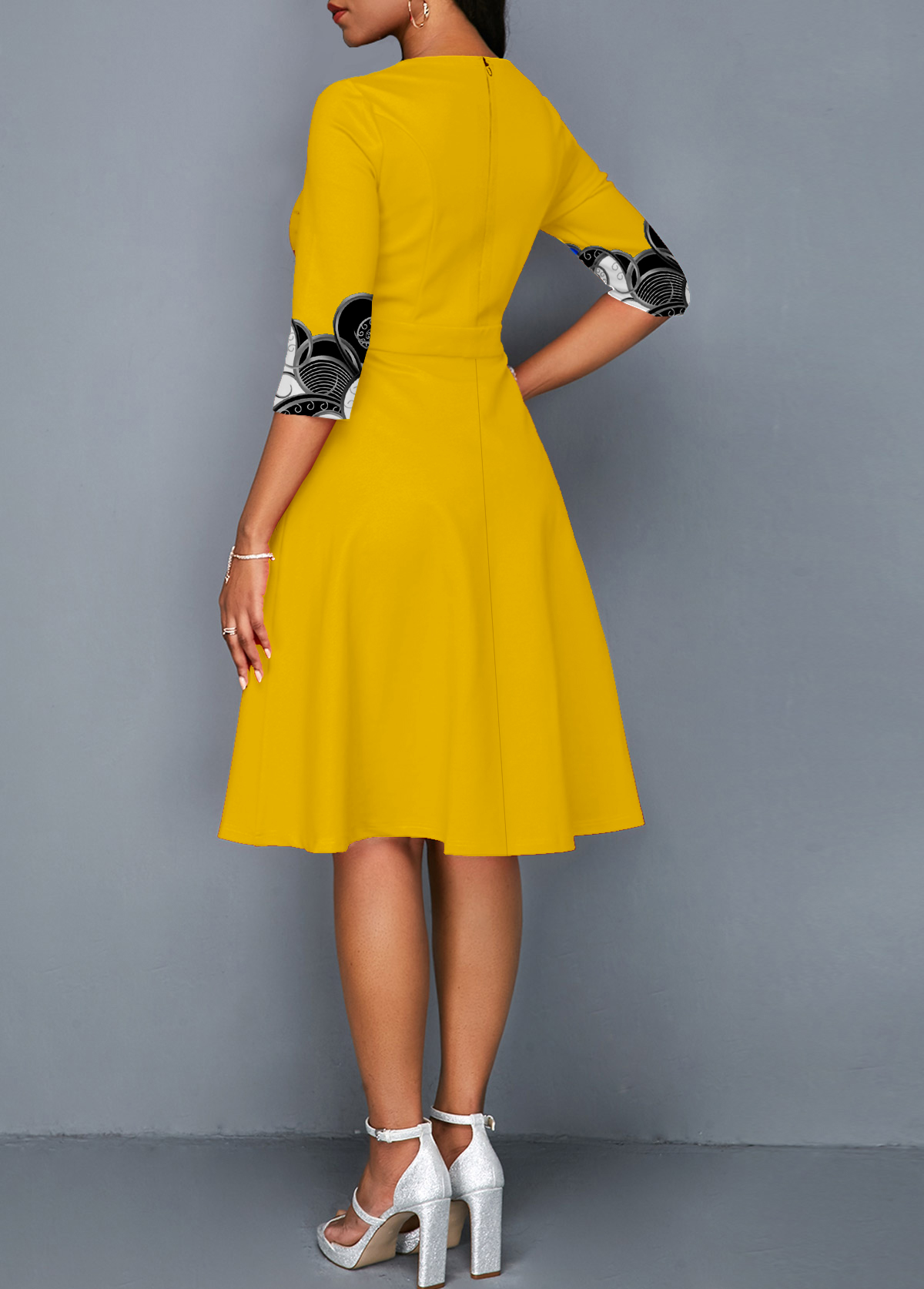 Tribal Print Three Quarters Sleeve Round Neck Dress